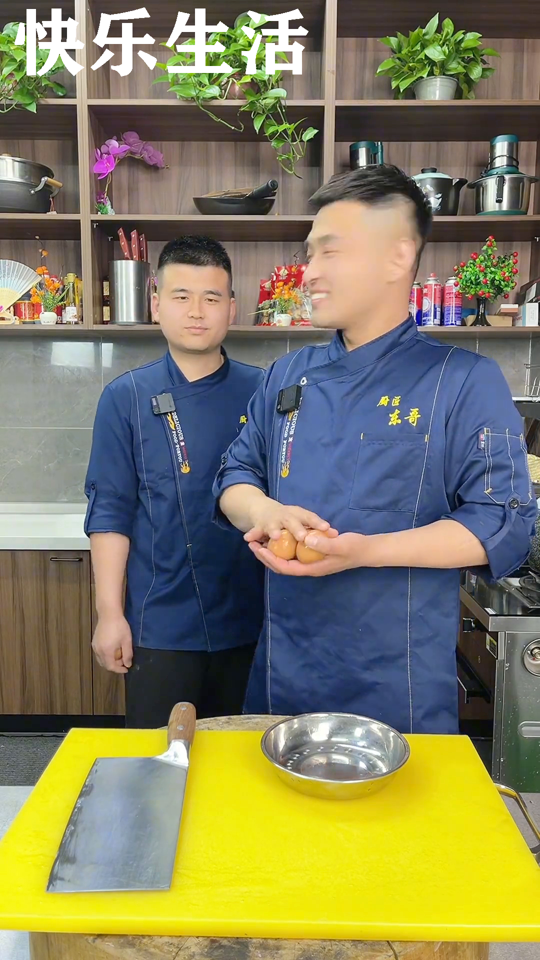 酒店里的招牌菜,拔丝白果