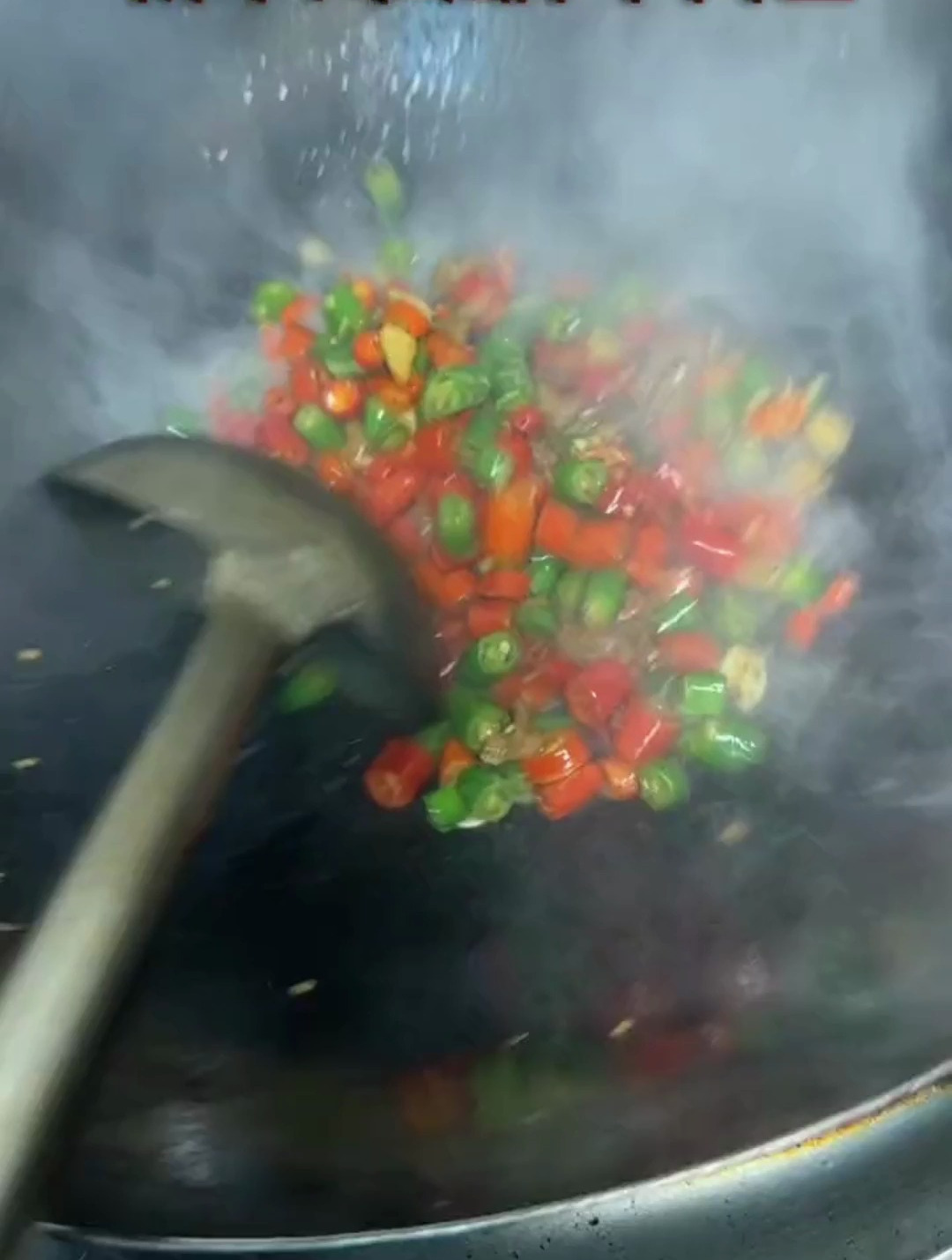 好吃的跷脚牛肉面来了,热卤现吃现炒就是香