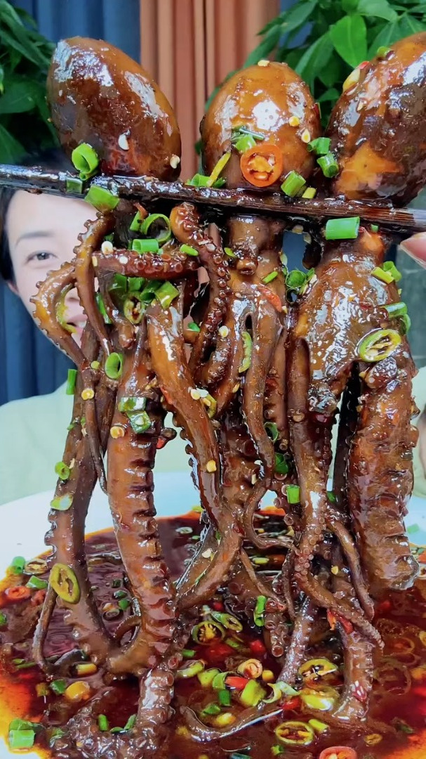 爆头八爪鱼,红烧的可好吃了