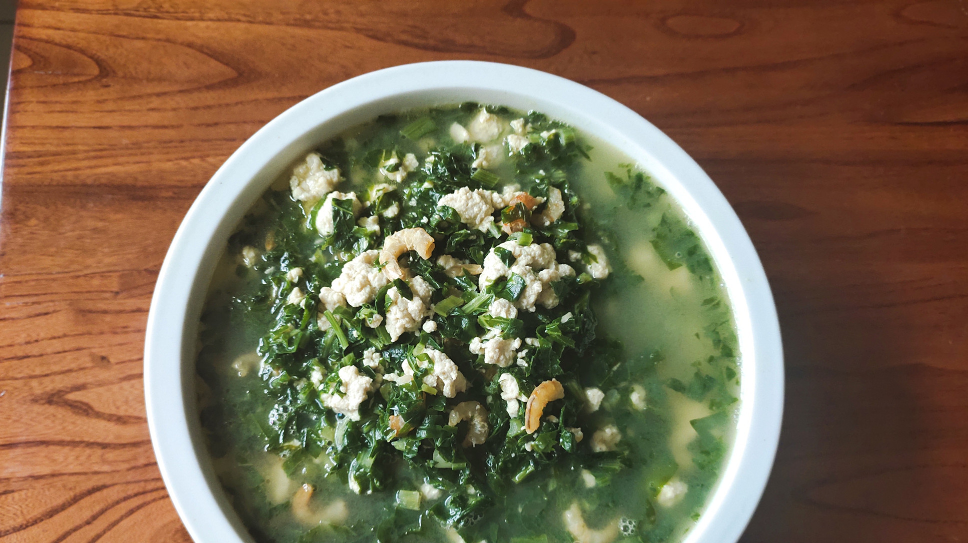 海米小豆腐的家常做法,清香解腻非常好吃,常吃对身体有好处