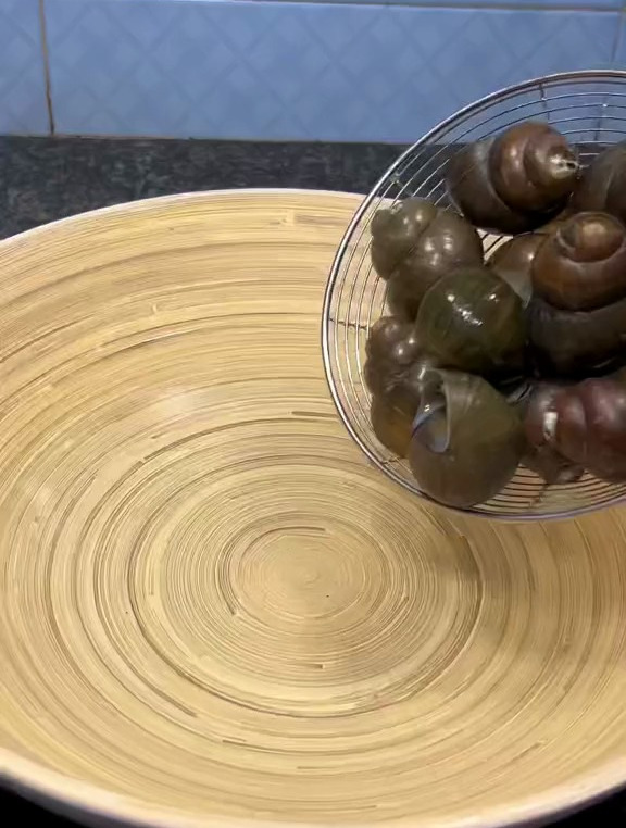 吃一次你就会爱上的田螺酿,搭配薄荷才是这道菜的灵魂