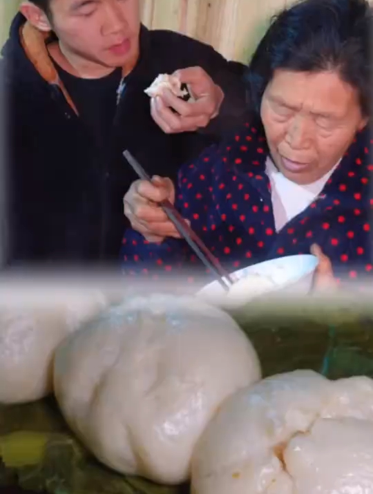 折耳根馅的包子你们有没有吃过呢