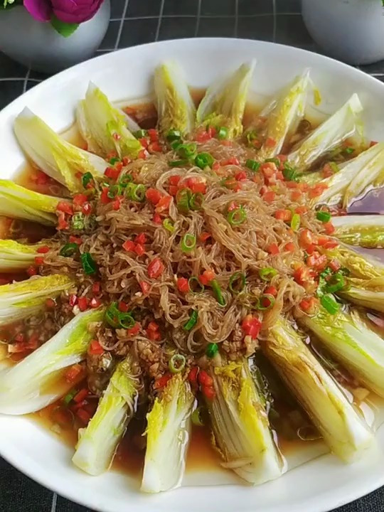 年夜饭第八道菜,蒜蓉粉丝娃娃菜,做法简单一看就会