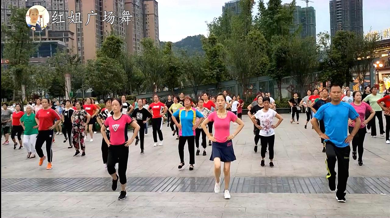 [图]广场舞《潇洒人生》好听好看好学,健康快乐送给您