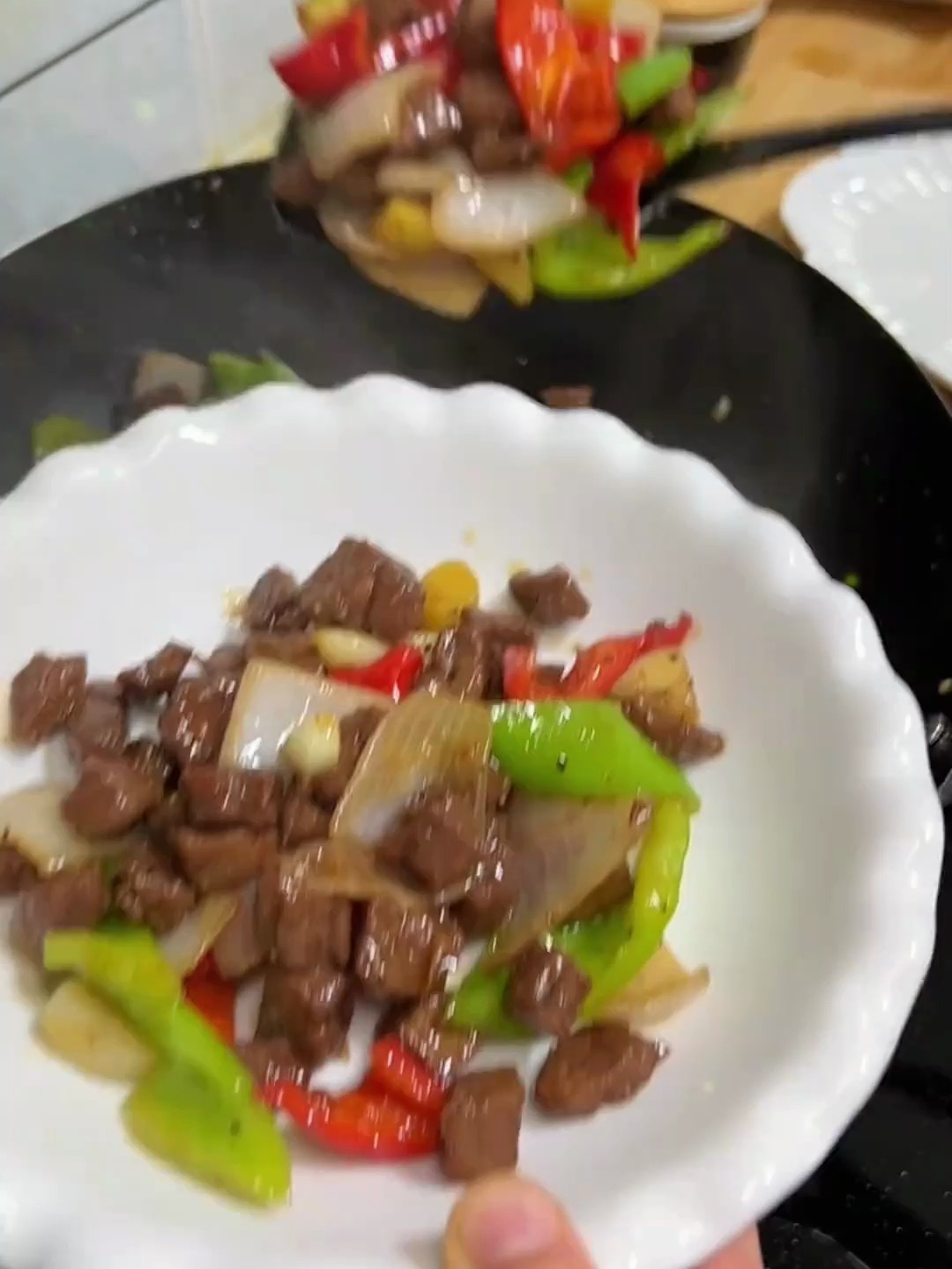 孩子想吃黑椒牛肉粒我教你在家做 做法还很简单