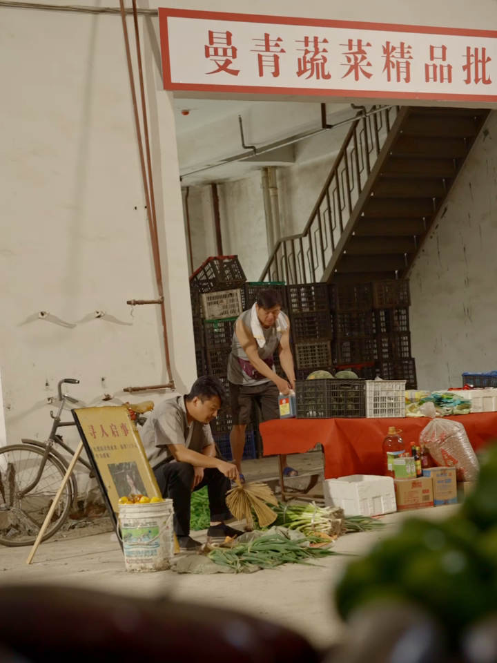 【热播短剧】霜发情不老 01