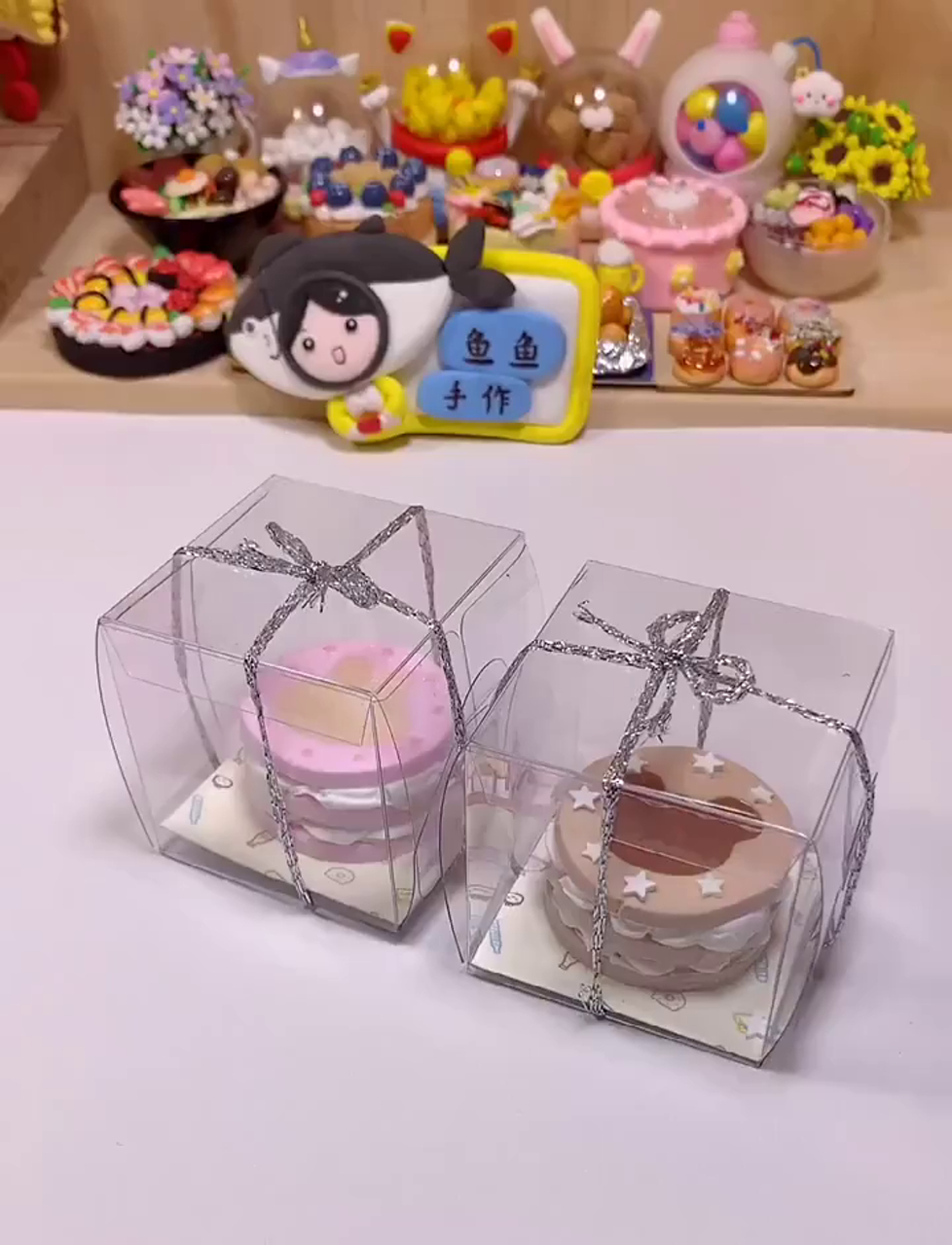 今天来点黏土做的小卡通蛋糕,要几个?