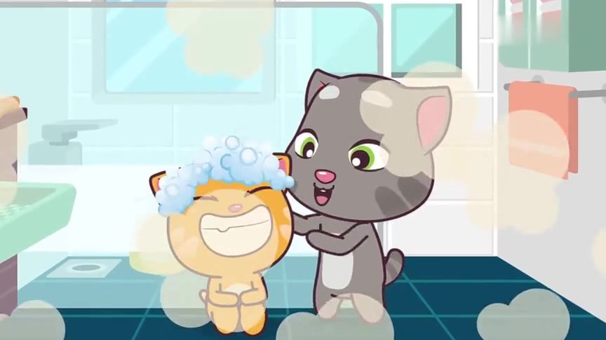 《会说话的汤姆猫家族》汤姆给小猫洗澡,洗完澡真舒服