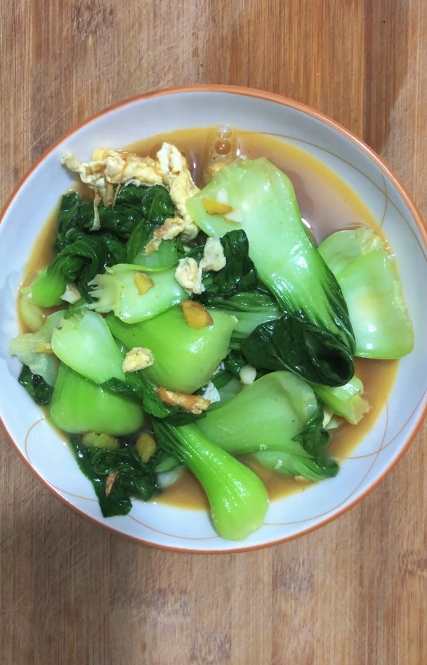 鸡蛋怎么做好吃又简单,分享一道鸡蛋炒上海青