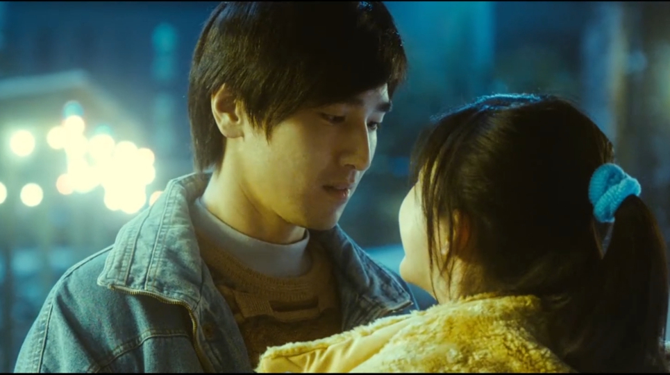 刘刚《怀念青春》青春一去不复返,倾听那让人怀念经历,超感人!