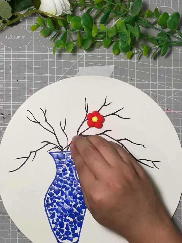 家里的鸡蛋壳,不要丢,跟我一起学画画