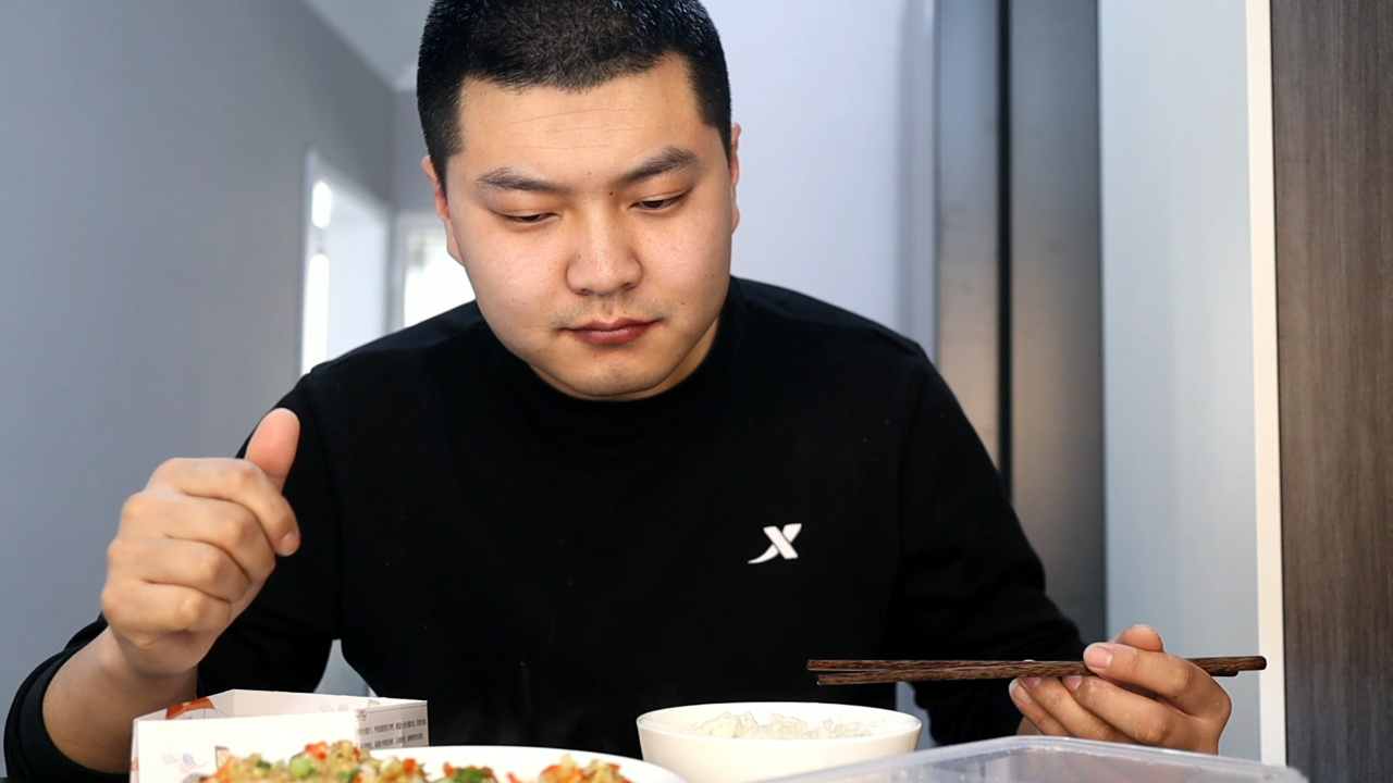 3块钱一个的鲍鱼你吃过吗?买了10个,做清蒸鲍鱼,有嚼劲,过瘾