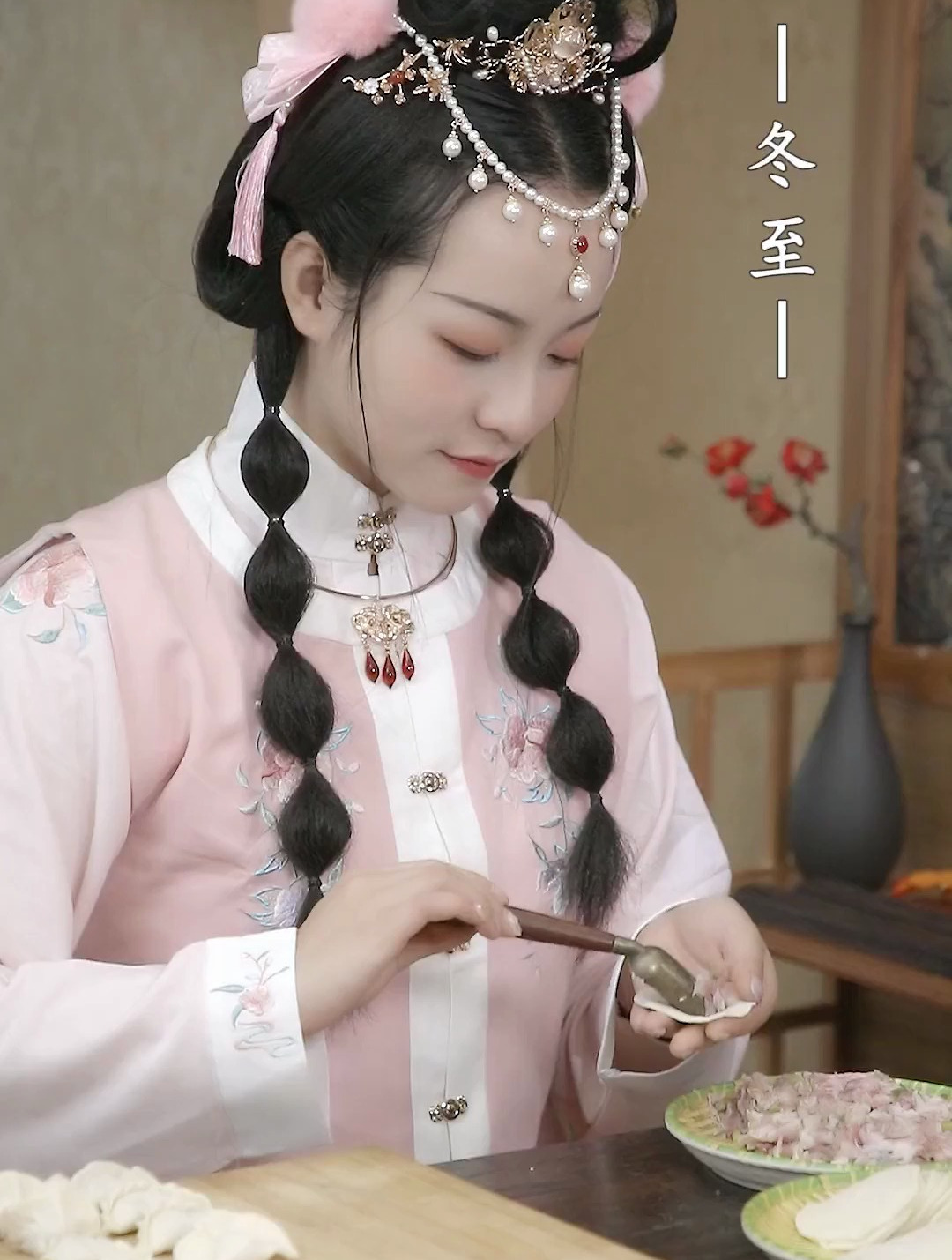 冬至啦 张仲景喊你回家吃饺子 吃 吃大粪的 你爱吃什么馅的饺子