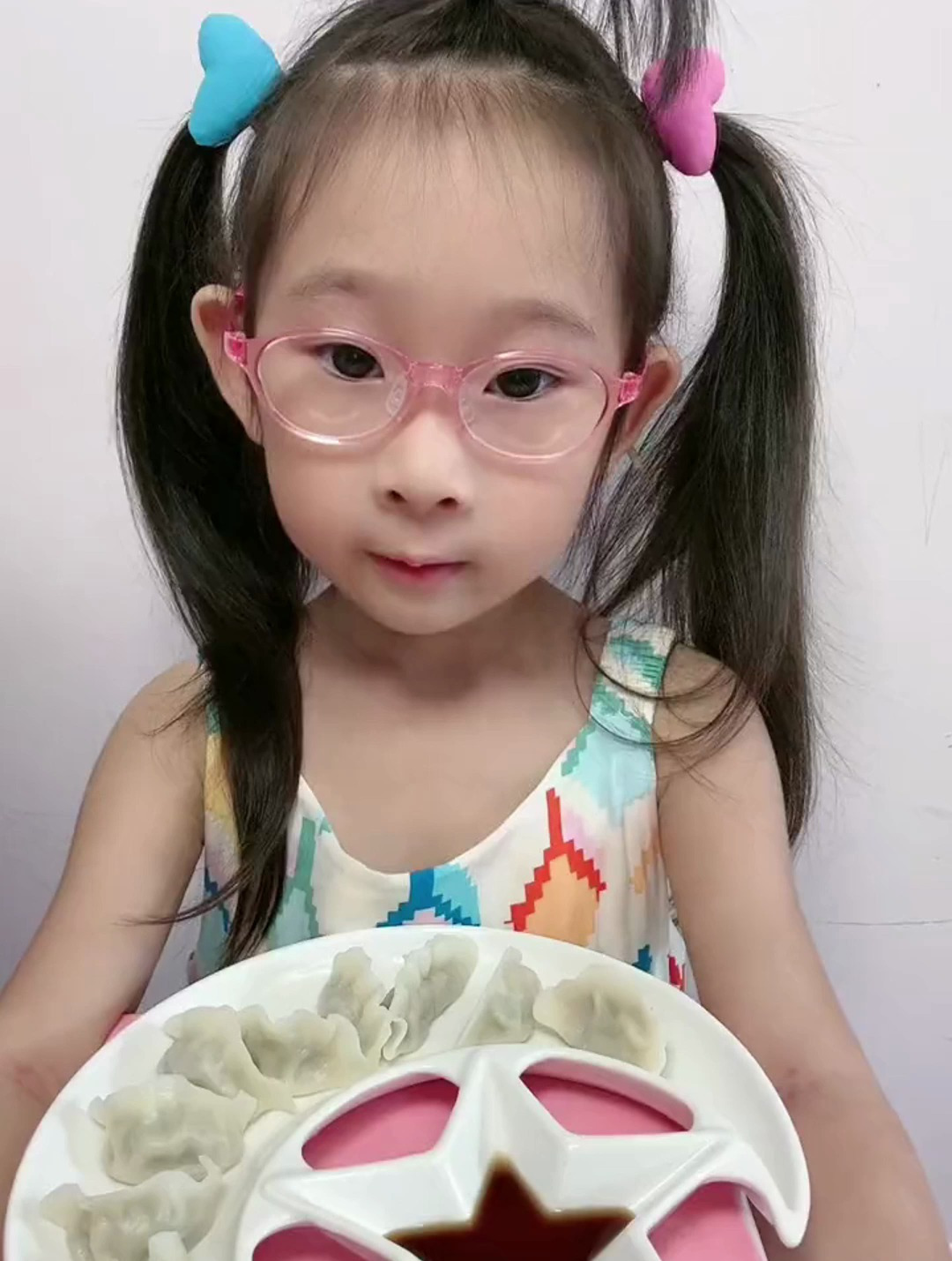 今天我们吃饺子