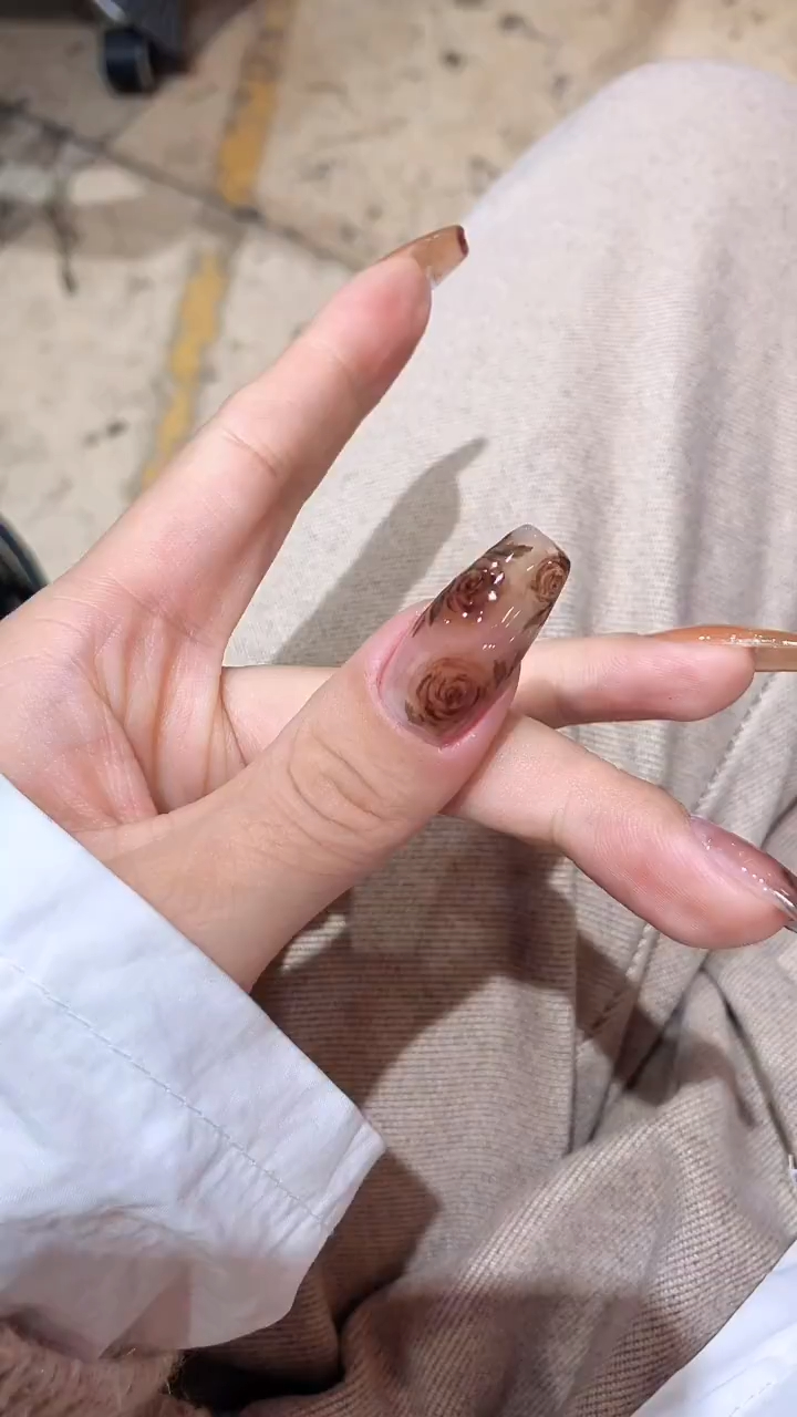 水彩玫瑰太美了,自学的水彩画呦