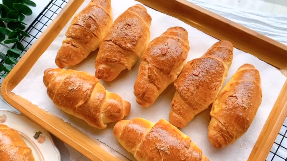 不用开酥新手也能做完美日式盐面包