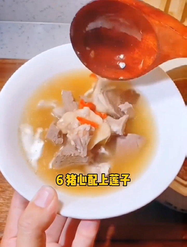 有了这本百病食疗大全,更注重饮食了,建议有条件的家庭备上一本