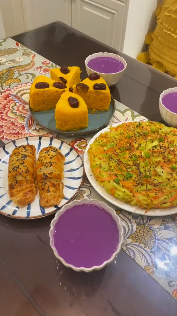 早起做了南瓜发糕,孩子们喜欢吃