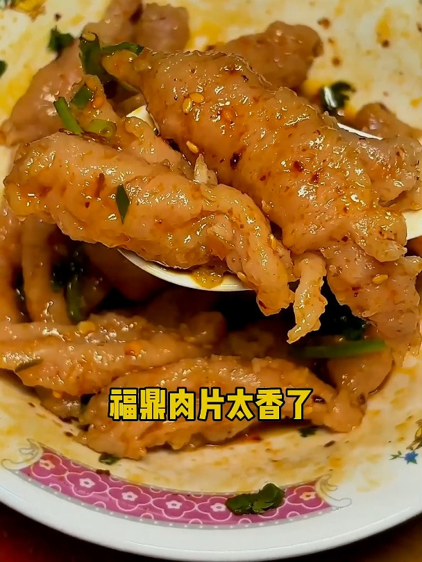 街头偶遇福建特色炖罐喝着好鲜