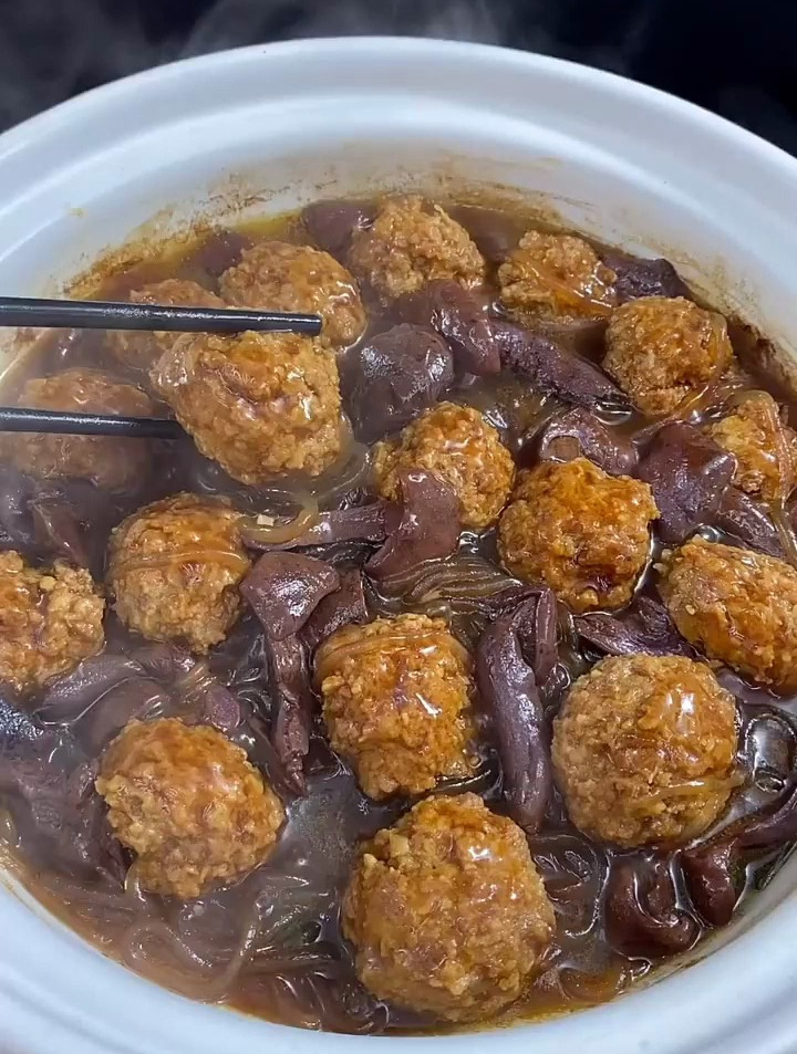 好吃的肉丸子粉条
