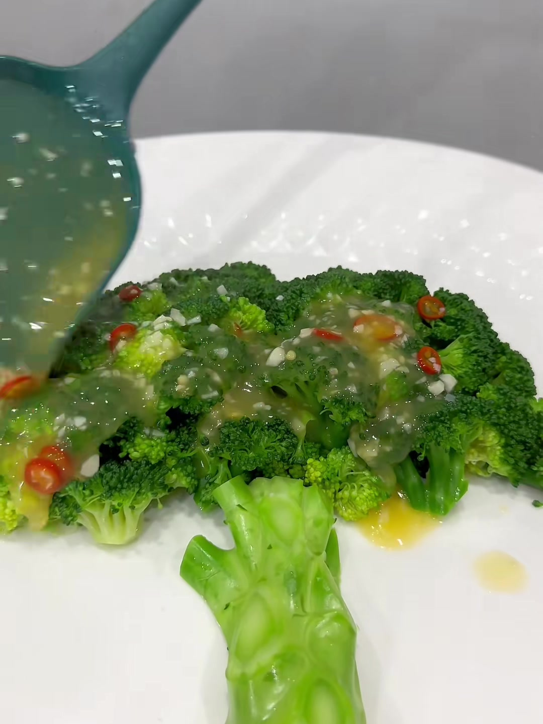 凉菜摆盘装饰技巧 西兰花 创新菜