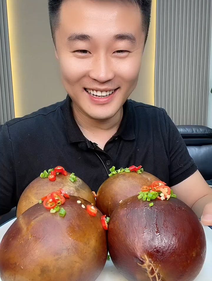 家人们吃个大肉球 太香了 特别好吃