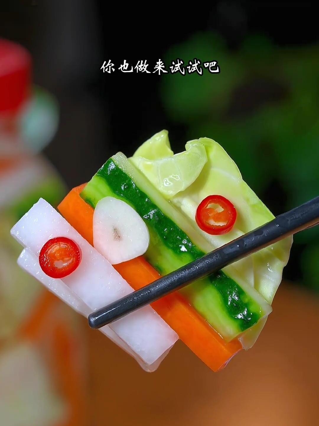这样做的家庭版泡菜味道酸甜爽口,不容易长霉