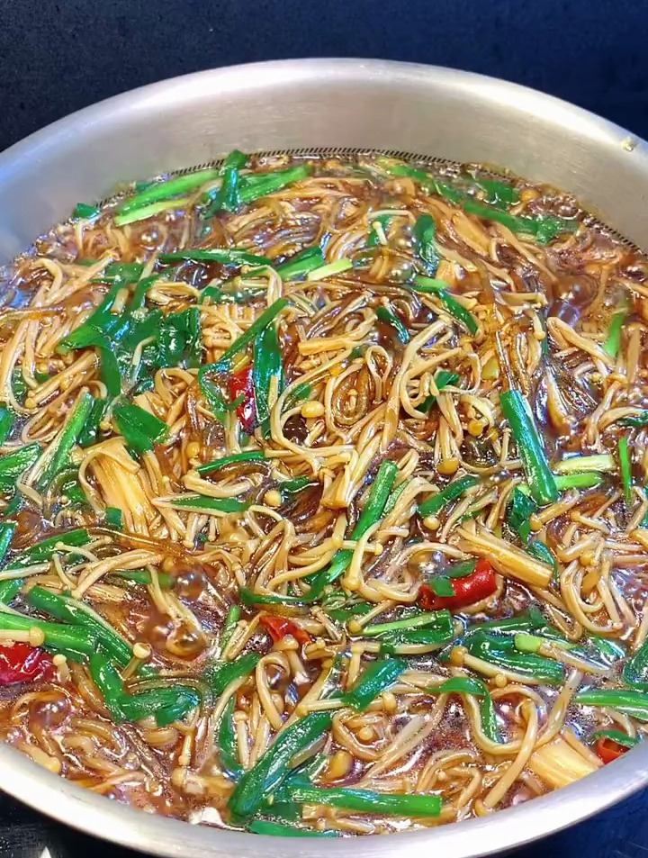 饭店韭菜金针菇为什么好吃不起坨?