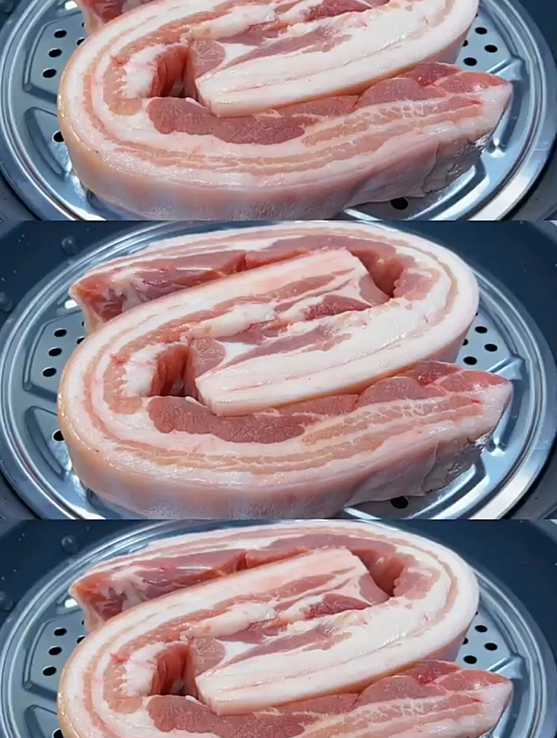 这个做法你见过吗?五花肉蒸一蒸,出锅就是大菜