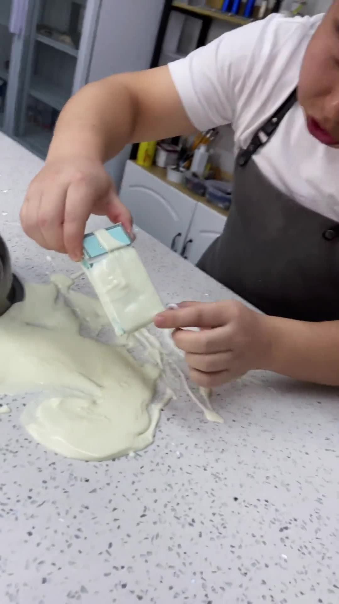 抽根烟蛋糕培训保定创意蛋糕一个电话引发的不愉快