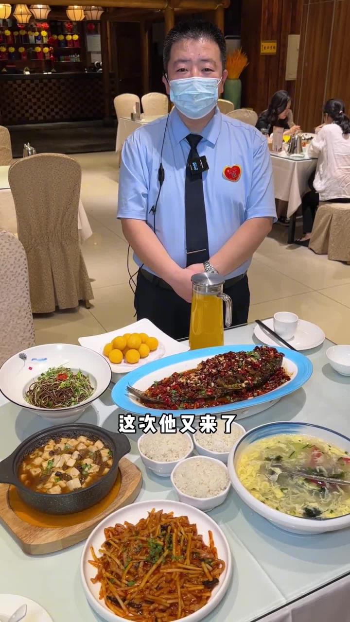 老酒川菜坊上次没抢到的快囤吧!98 2-3人餐很合适哦