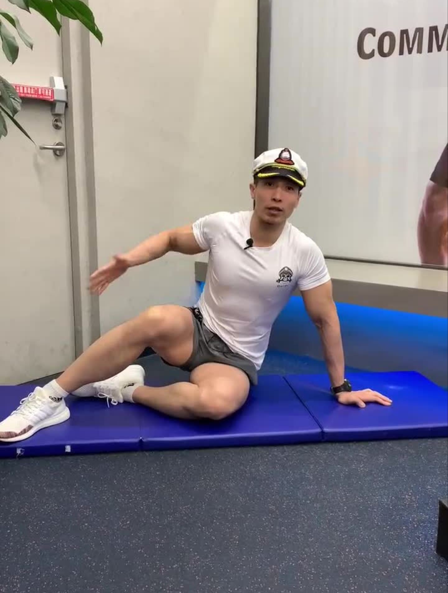 锻炼臀部深层肌肉还提高髋关节灵活性健身功能性训练