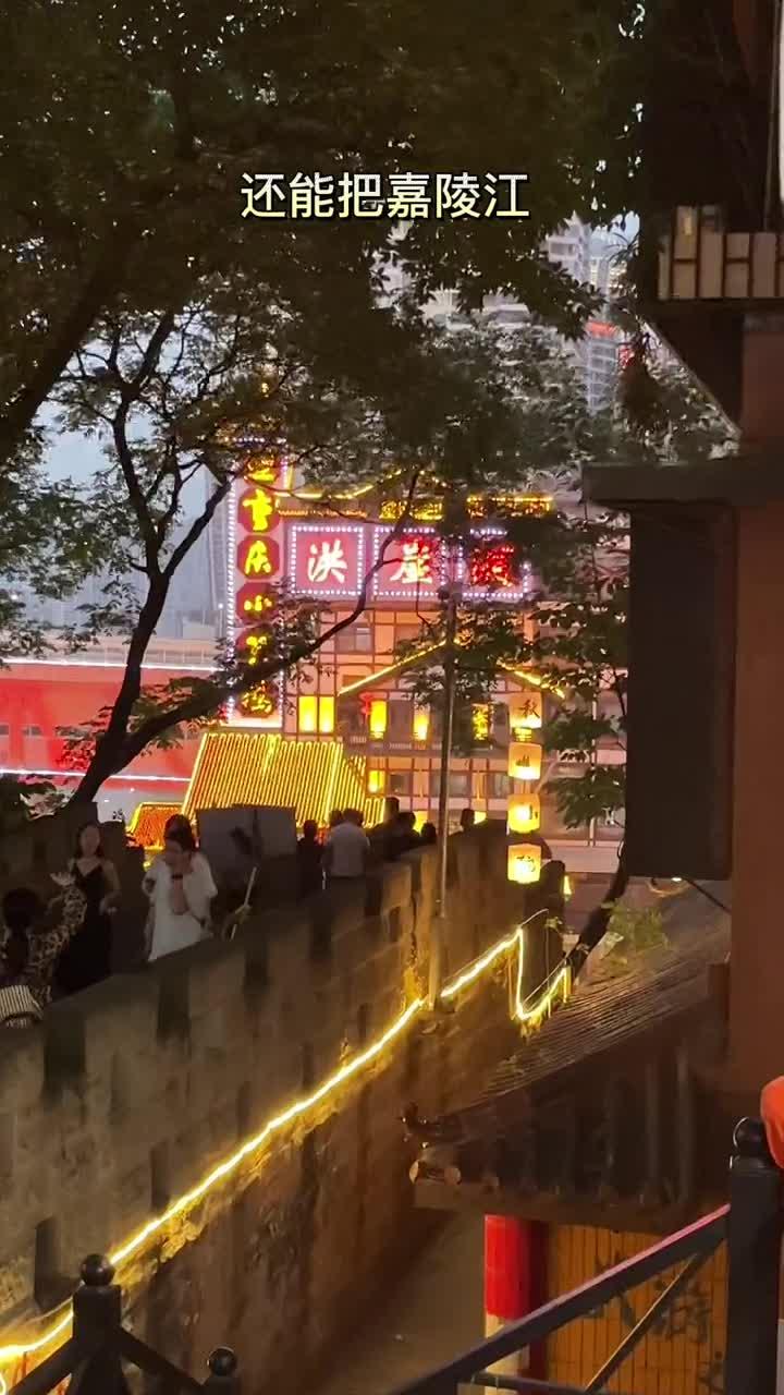 戴家巷这家西餐厅太不错了,环境菜品都很棒拍照还很出片呢