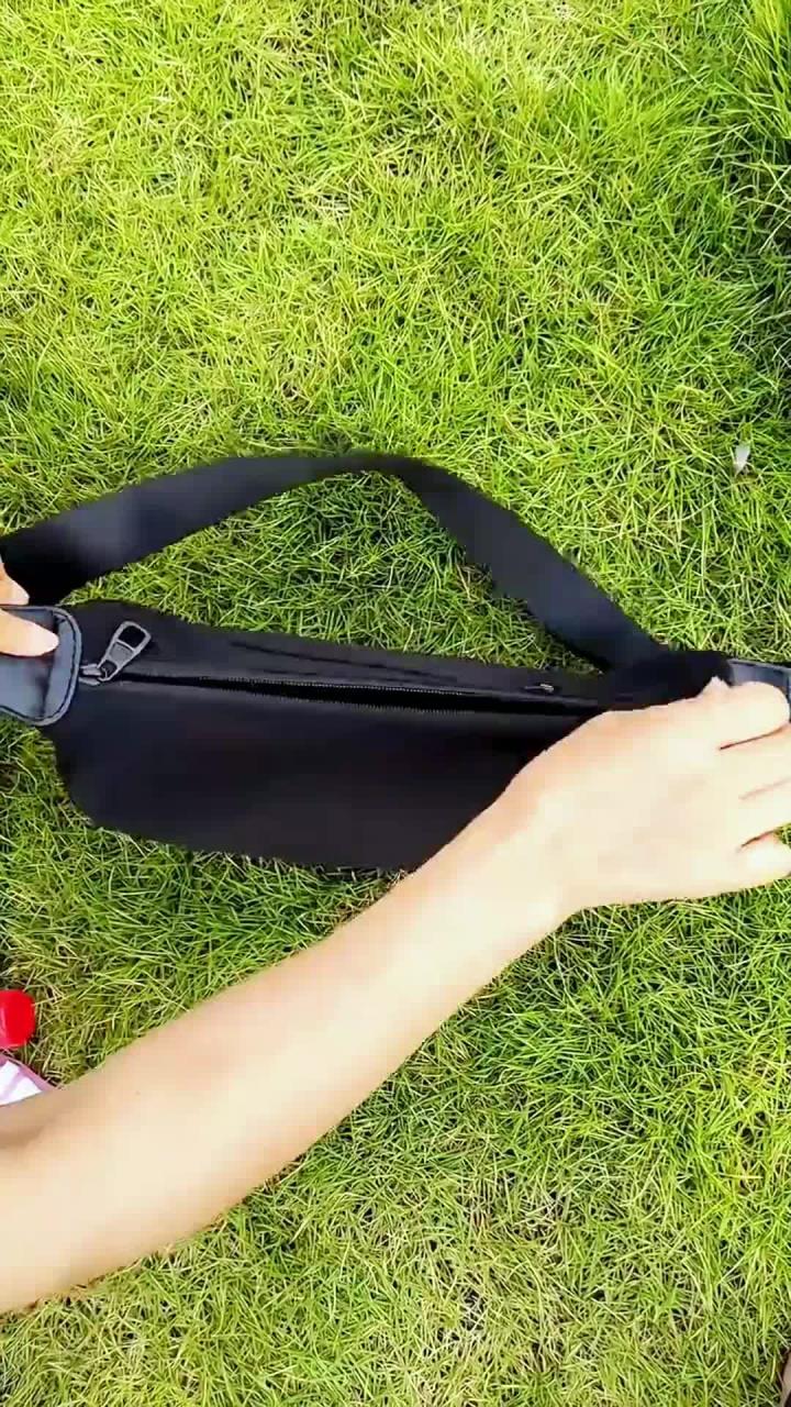 一款轻便的饺子型的帆布包,谁能不爱呢