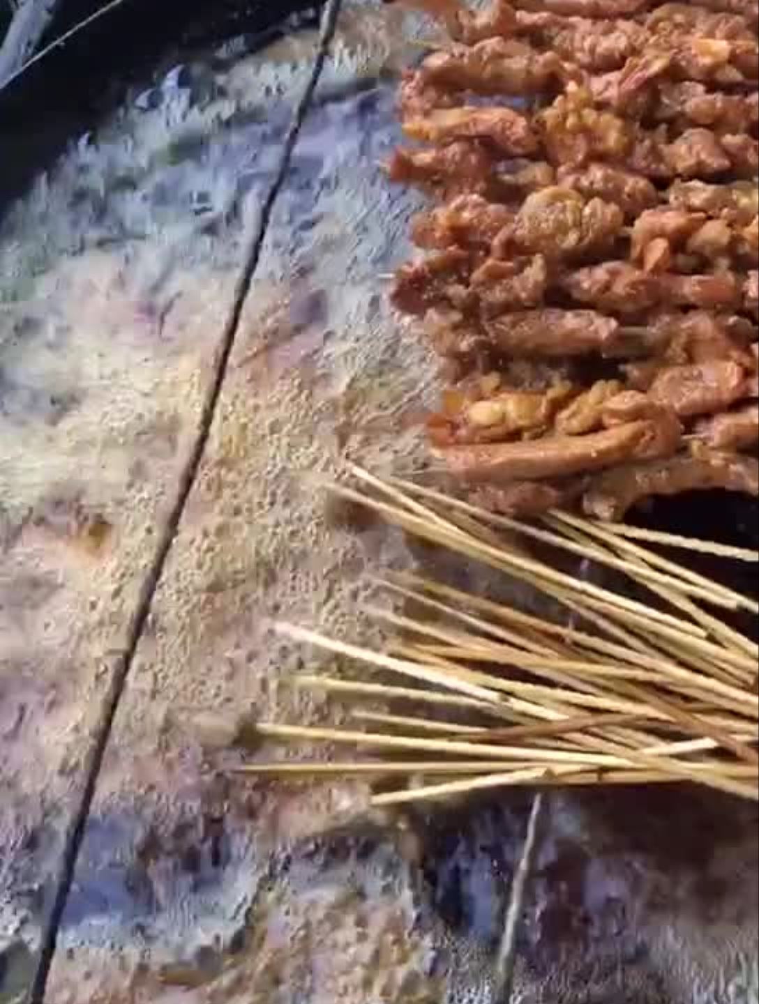 真老一百油炸羊肉串,济南一家做了30多年的老店