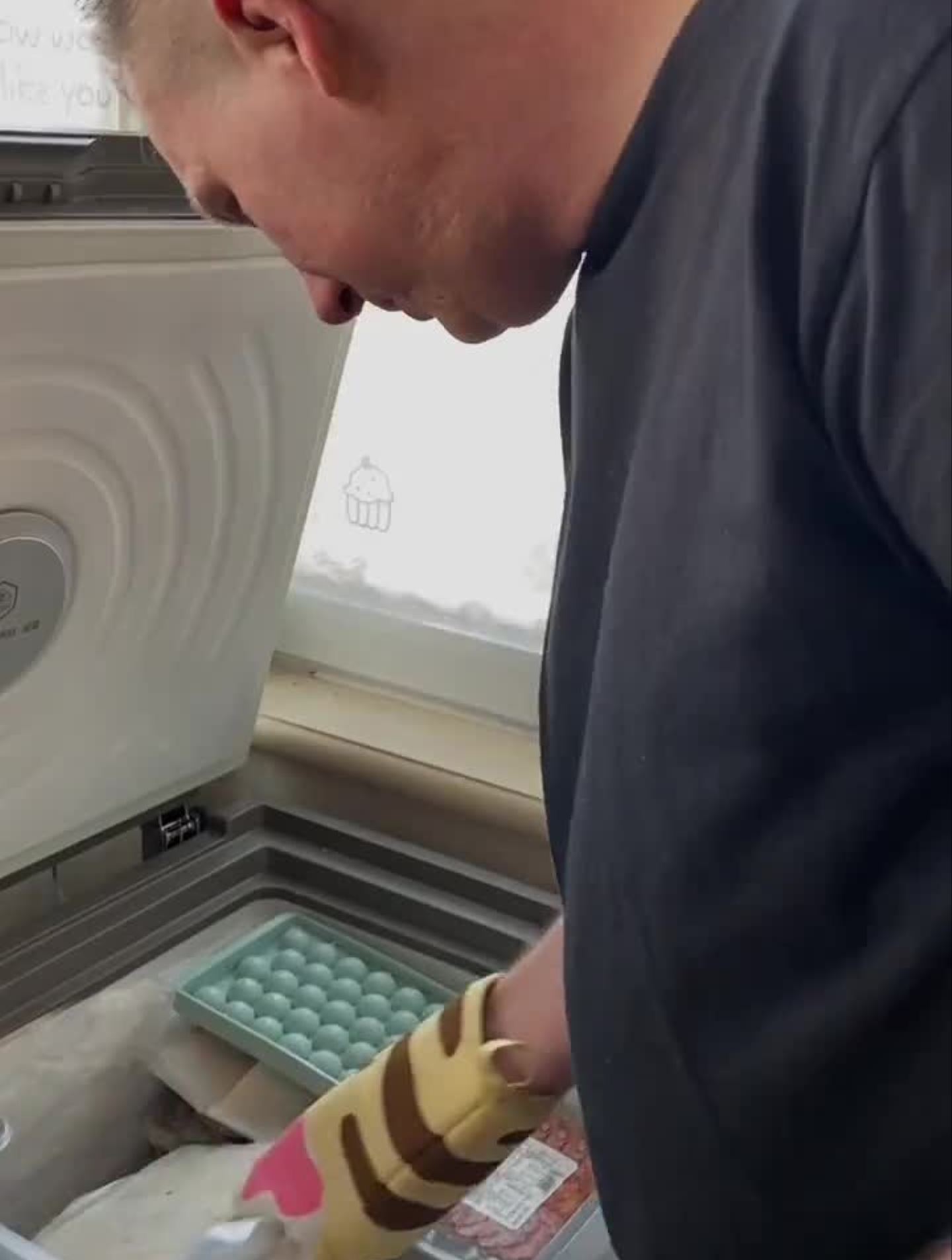 今天用手抓饼给歪果仁做个小馅饼吧