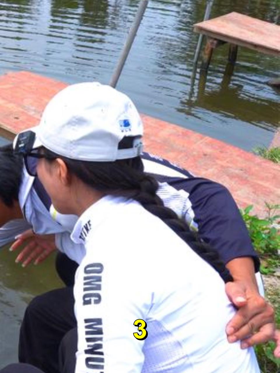 哪个钓鱼人能拒绝一条可以,捞漂,捞杆的狗?你能拒绝吗?3