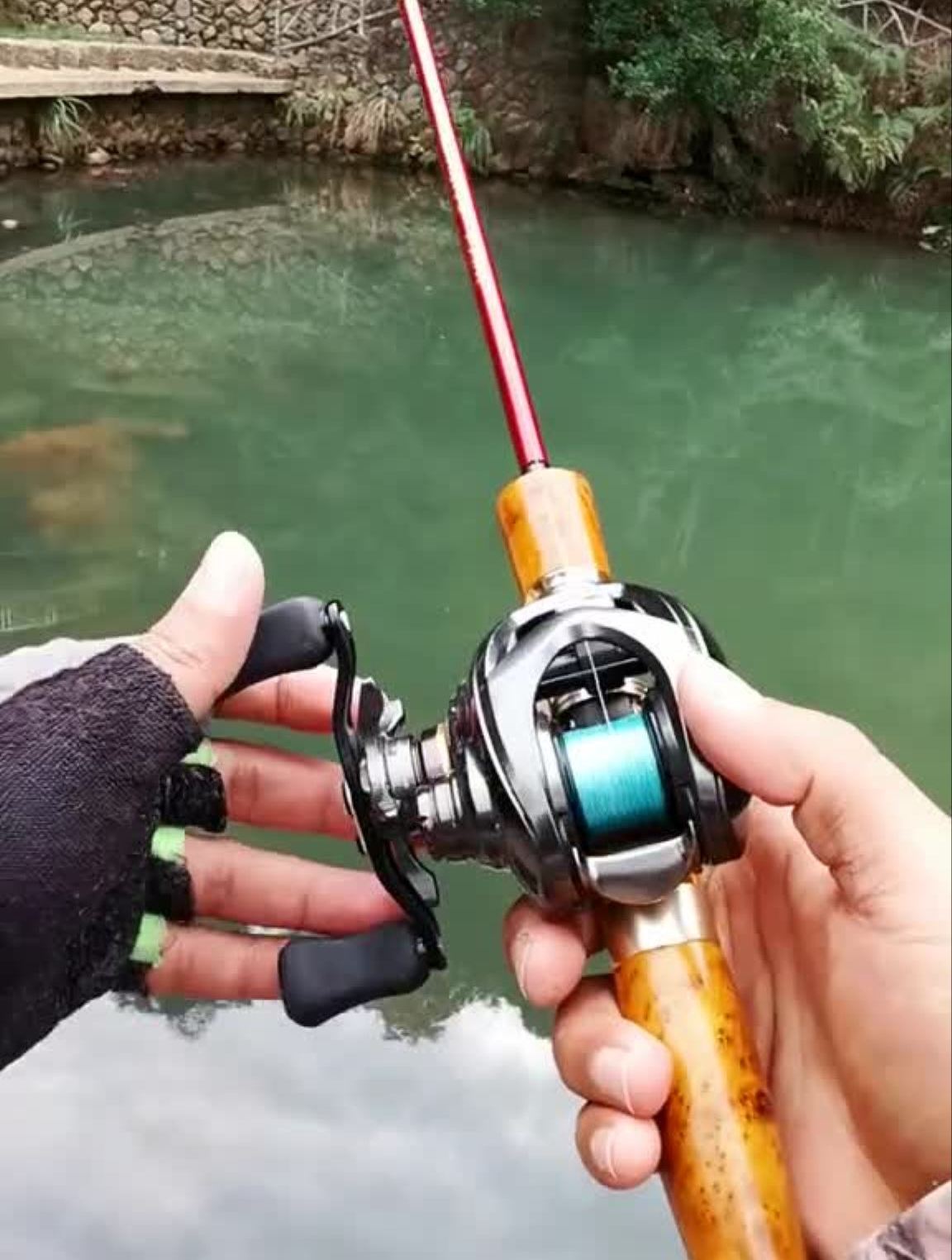 钓小鱼用小鱼,用小鱼钓小鱼,上鱼全过程咬口高清瞬间