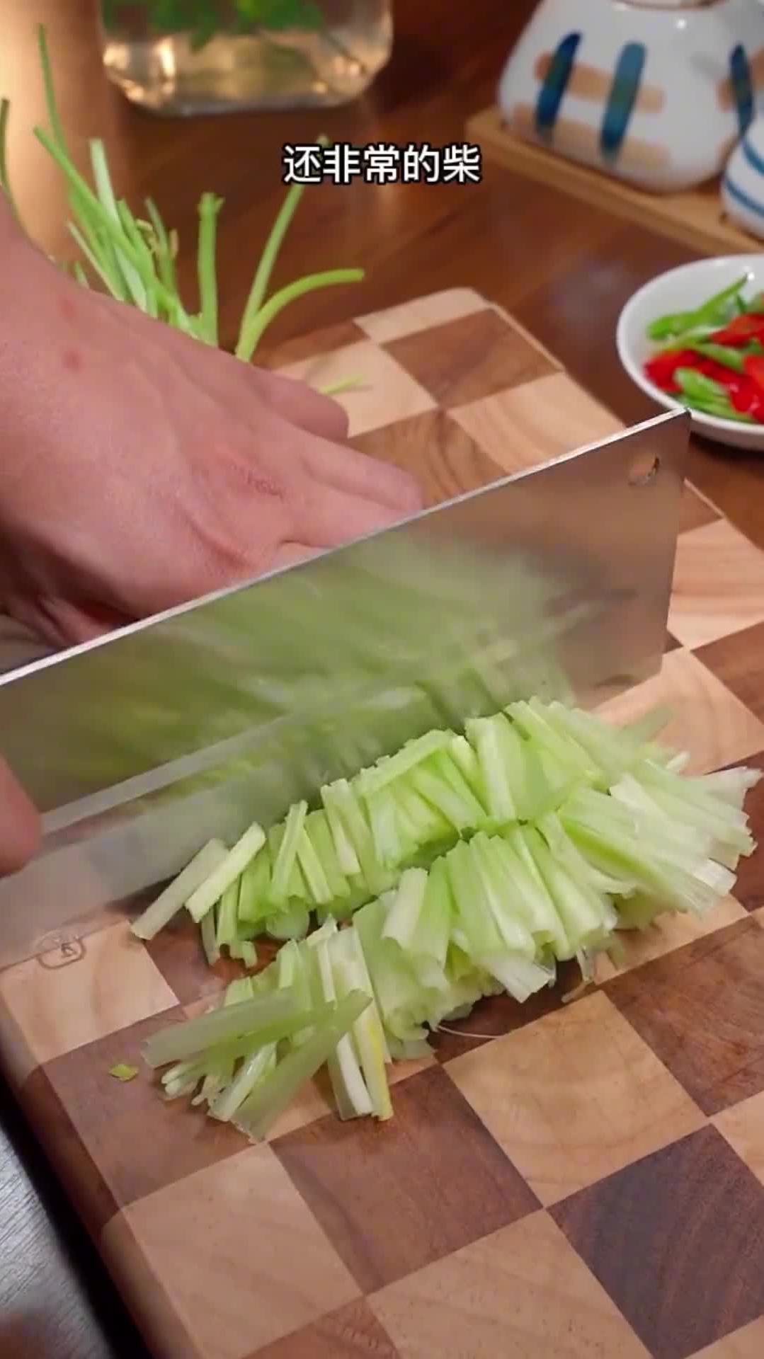 家常菜芹菜炒肉,好吃