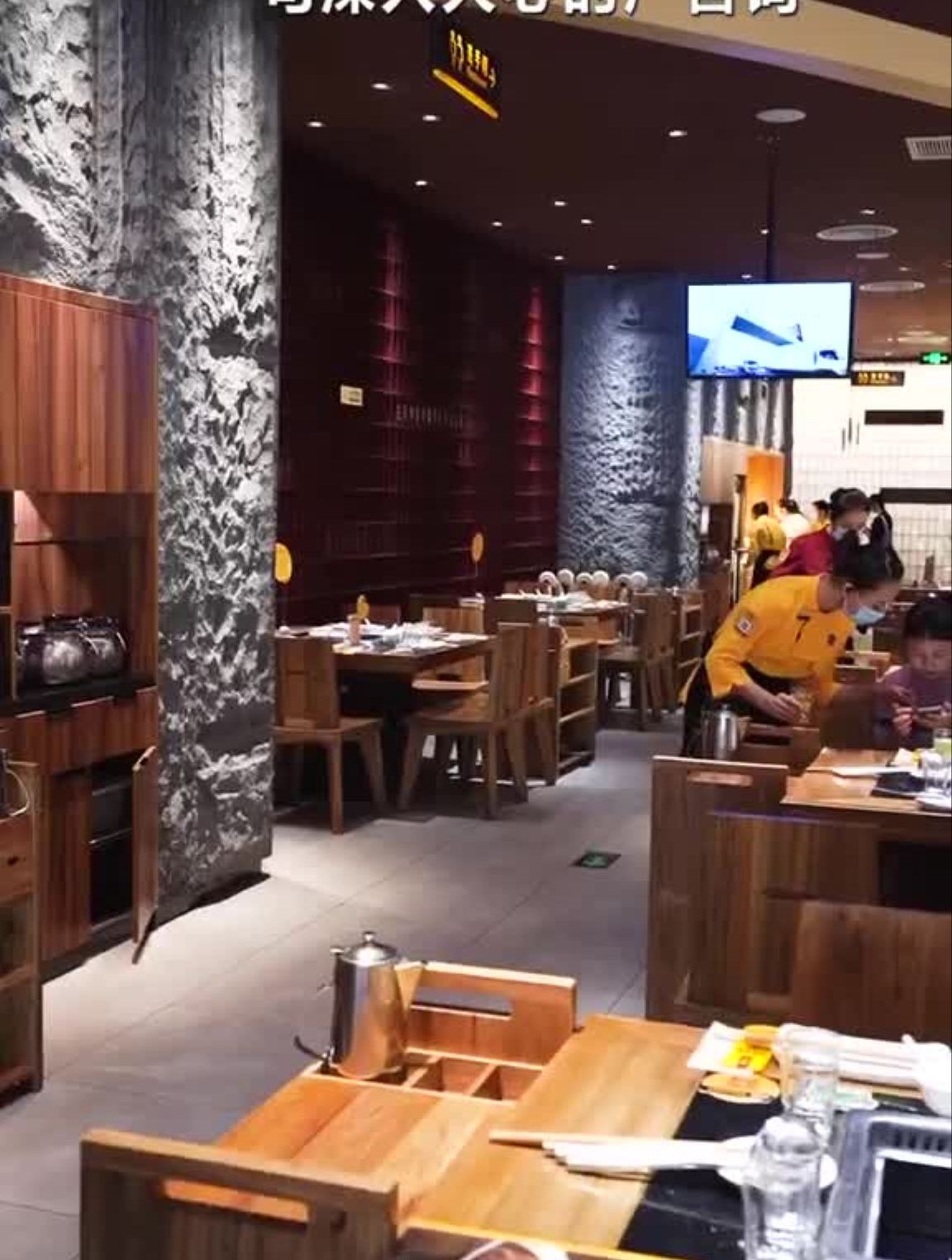 全民打卡季巴奴VS海底捞菜品大比拼,你更爱吃哪一家?无锡