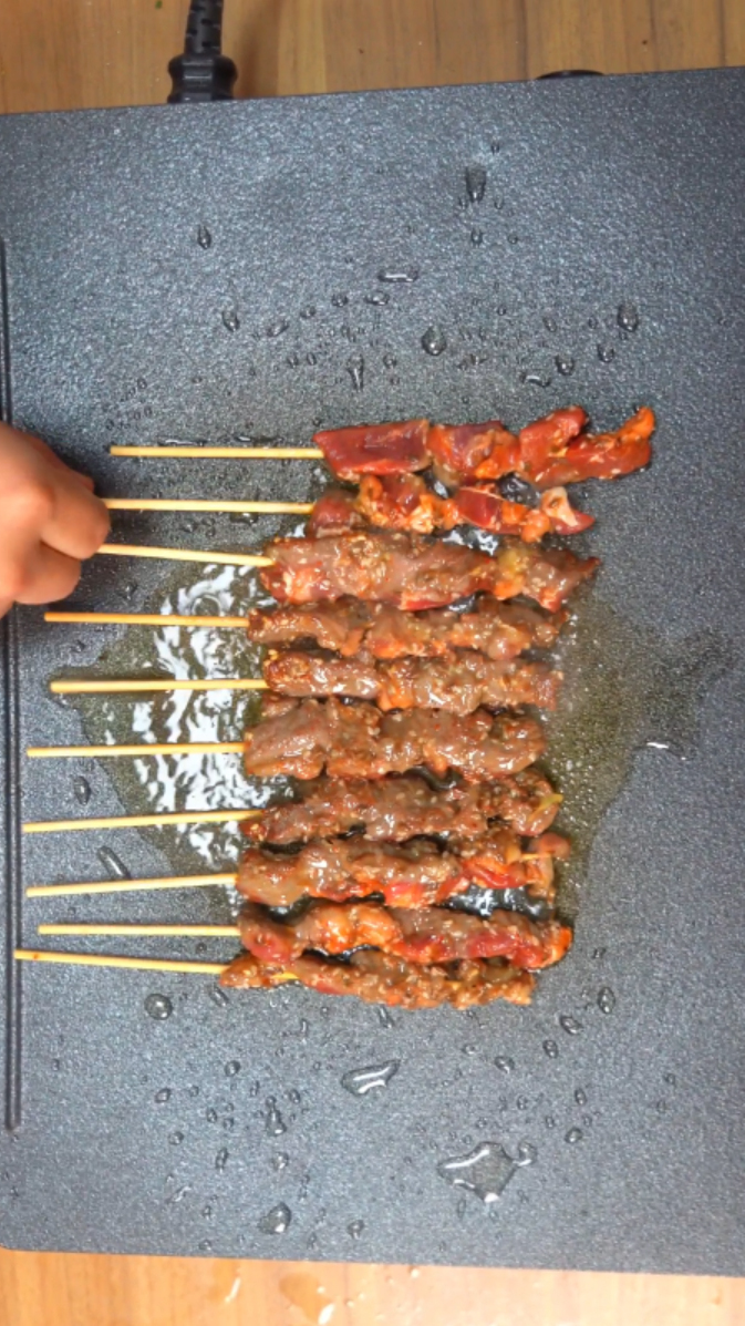 美味又省钱的「铁板羊肉串」—(日本进口)abien炙爱板烧 测评