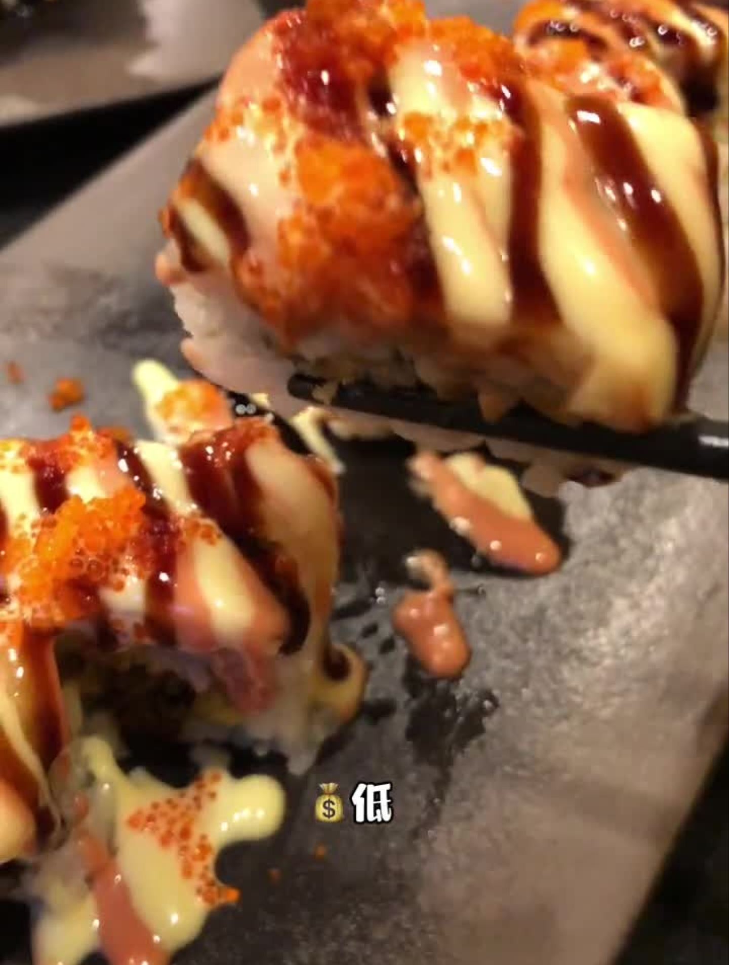 寿司吃的太过瘾啦孵化营探店成团吧唯美食不能辜负