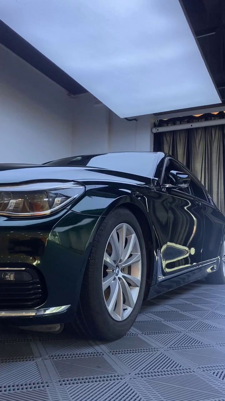 高明汽车贴膜改色渐变色备案 汽车贴膜车膜 顺德汽车贴膜美女