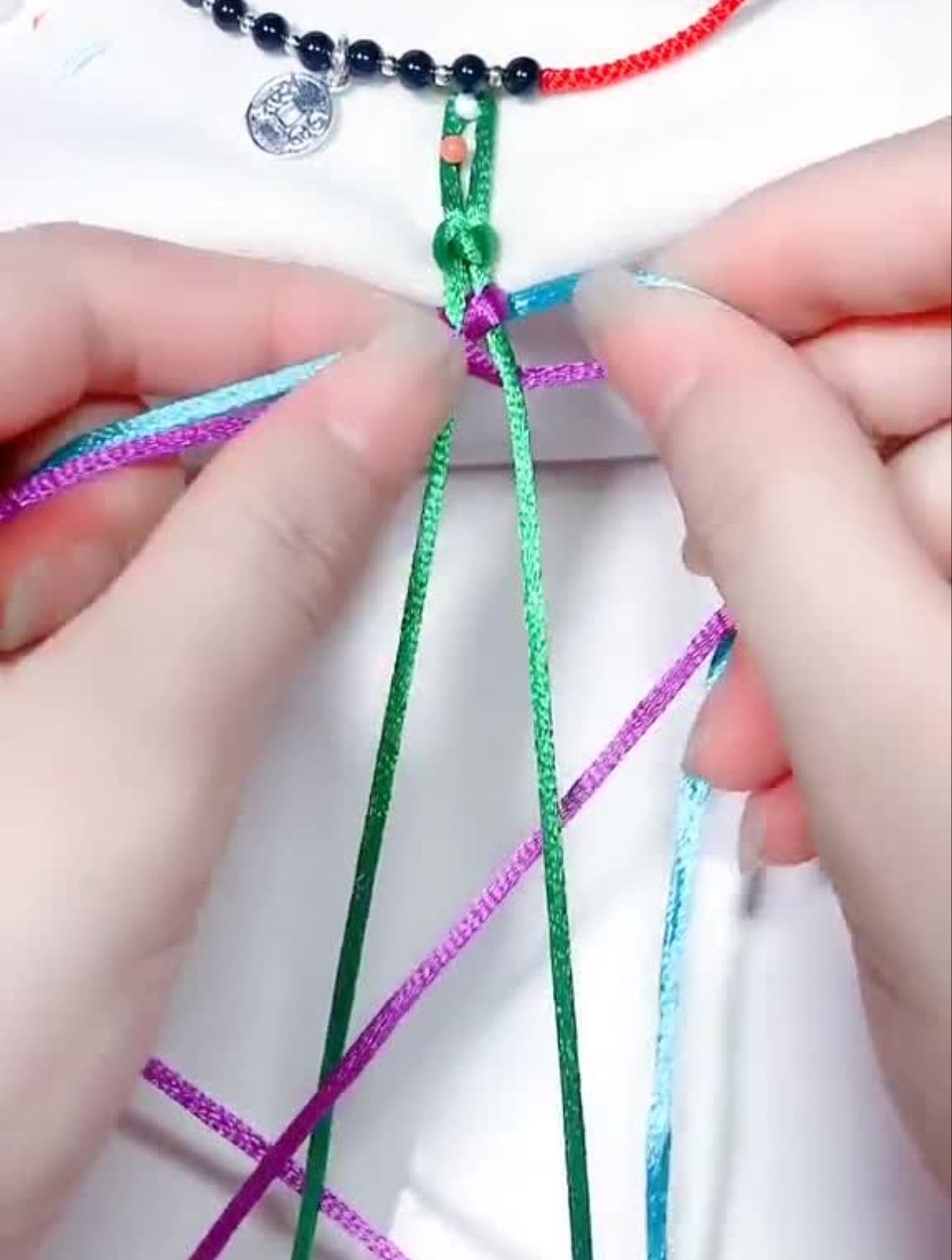 鱼骨手链编法,上美的日常