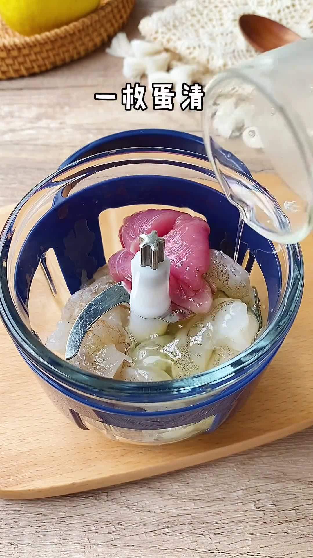 宝宝鲜虾玉米小肉肠,香甜Q弹好吃,安排吖小
