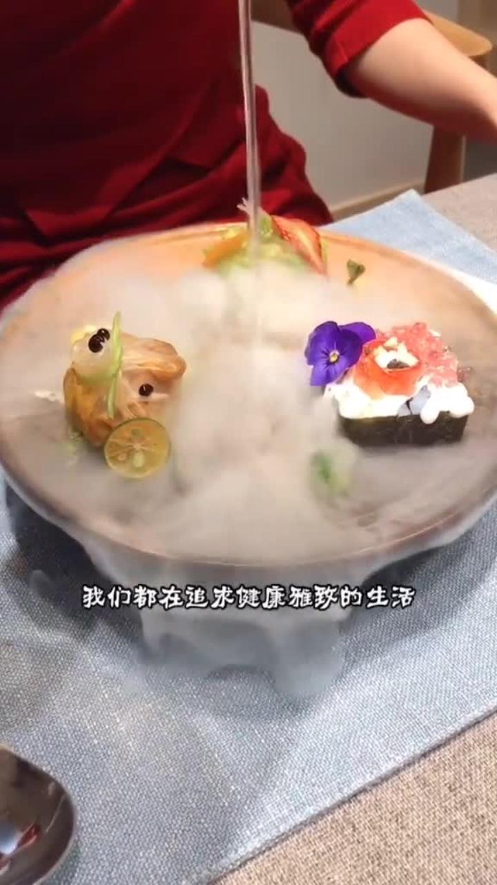 高端净素素食来喽!口味纯正,多种高颜值餐品等你品尝