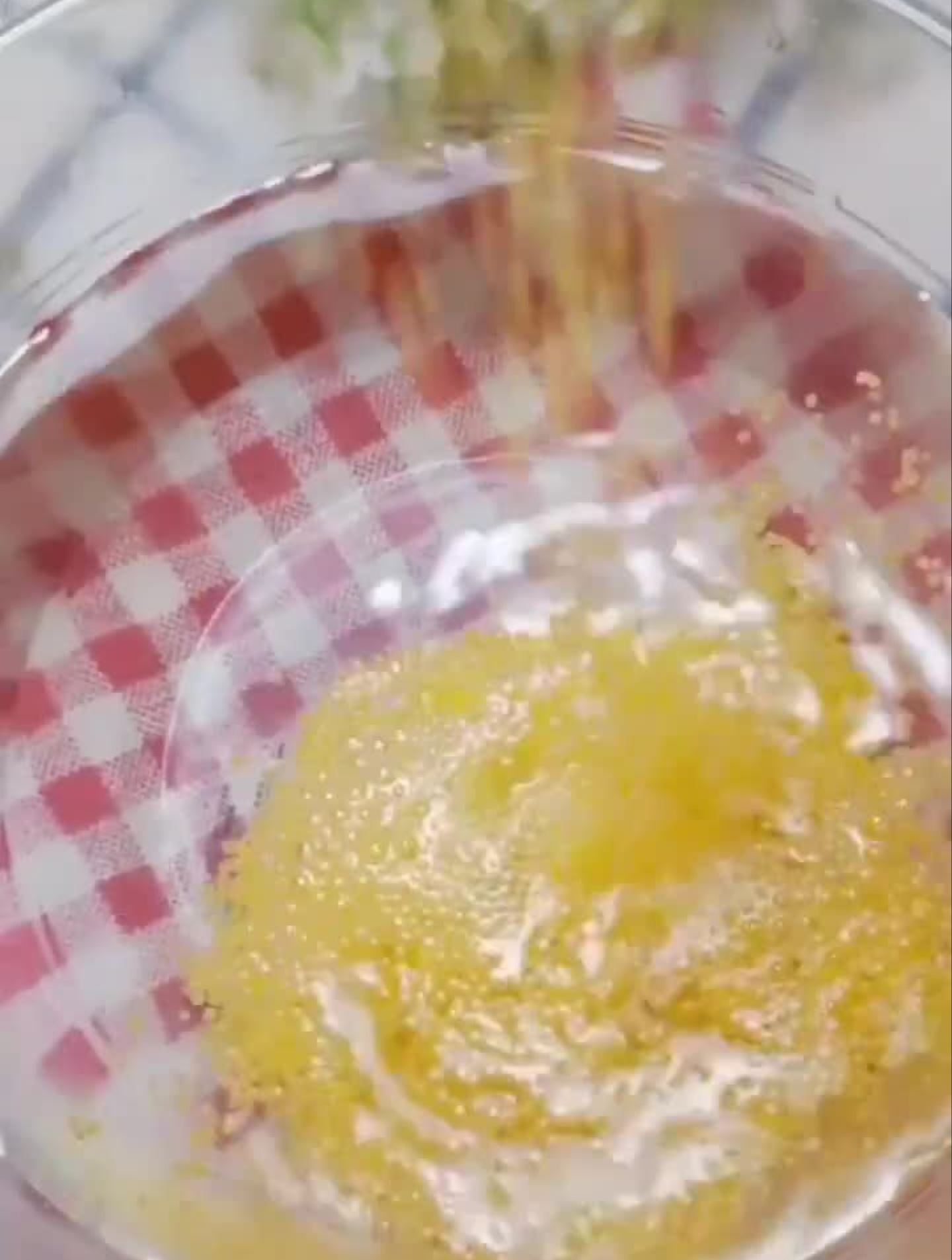宝宝适当的喝山药小米糊有利于健脾养胃