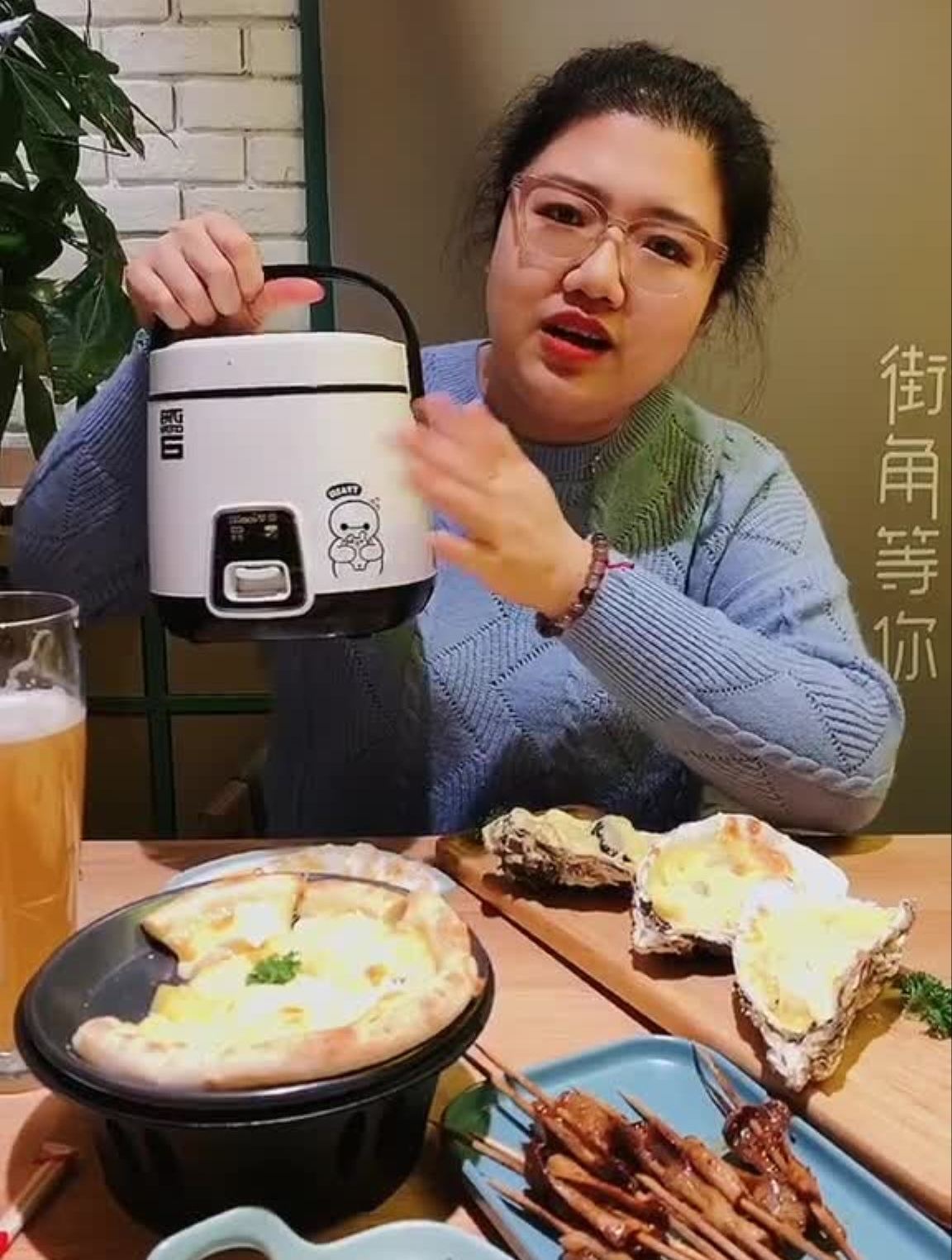 干了这锅米饭,黄花鱼咸鱼饼子好吃!