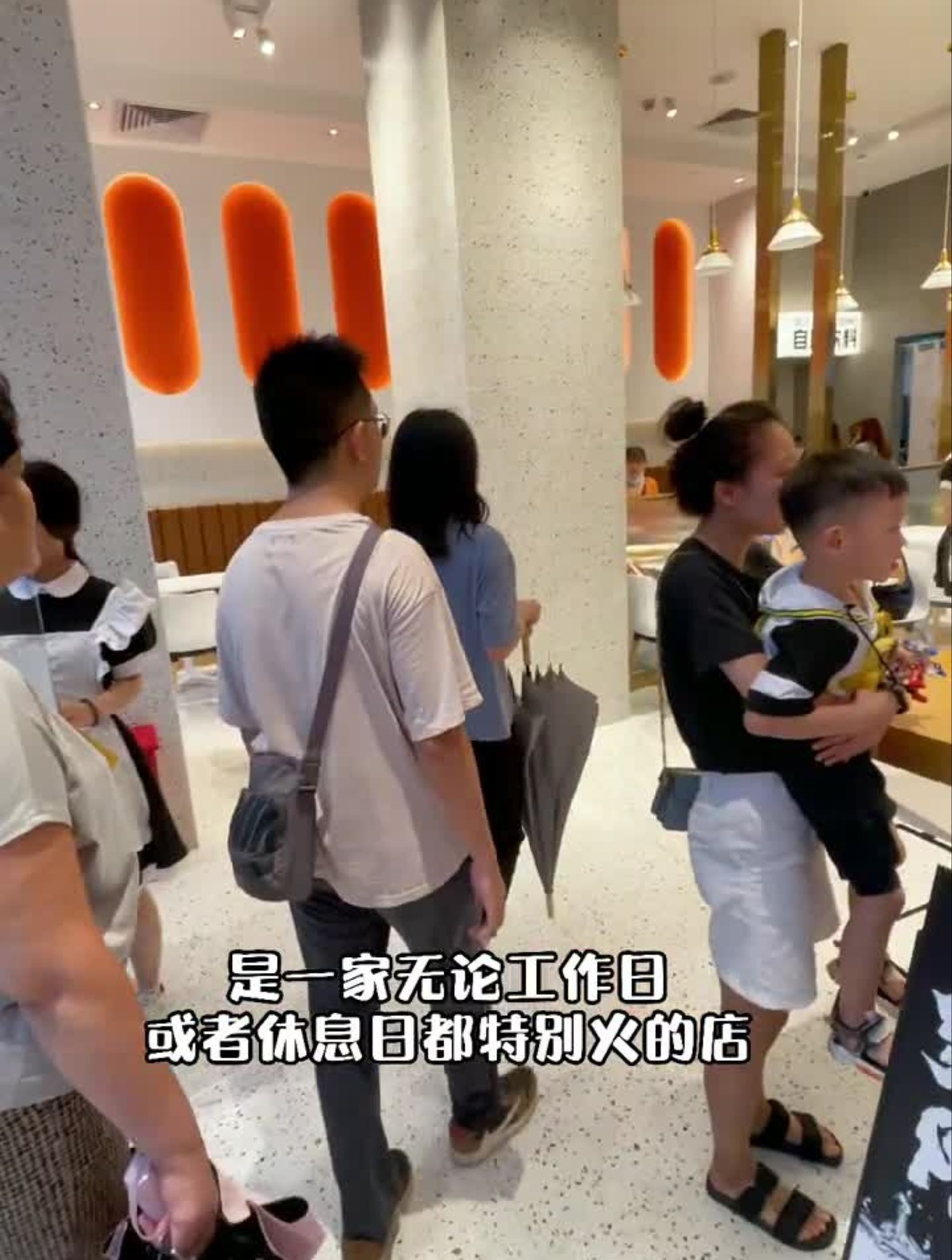 探店一家专门做咖喱饭的快餐店,不错哦,感觉一个星期能吃