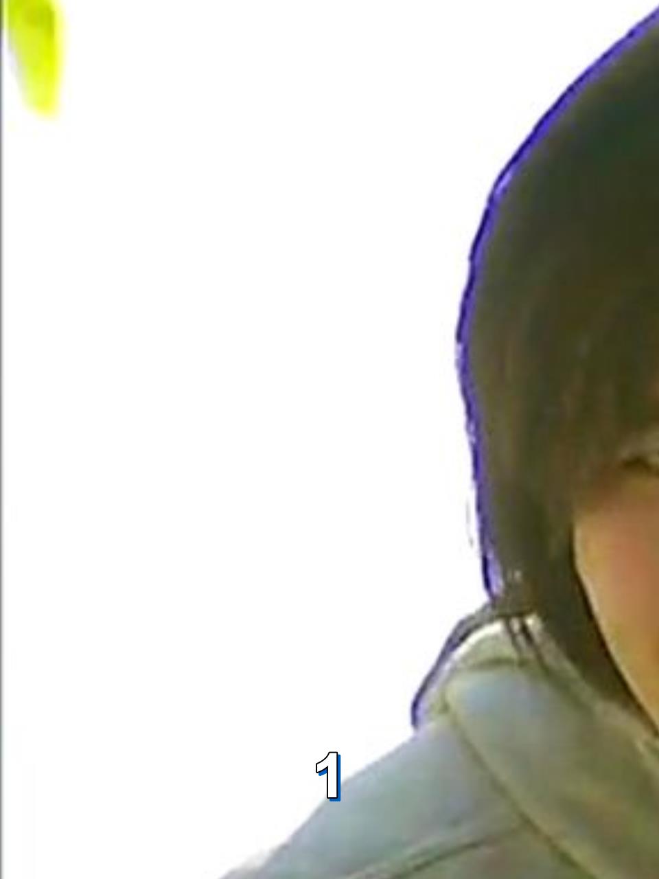 美女演技真好,男人拿羽毛挠她脚底板,美女竟面无表情!悬疑片1